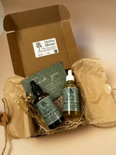   Huile Capillaire à base d'herbes et d'huiles essentielles puissante by BLOOM & GROW 